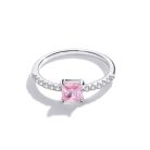 Fekvő pozíciójú s925 ezüst gyűrű hercegnő csiszolású pink kővel